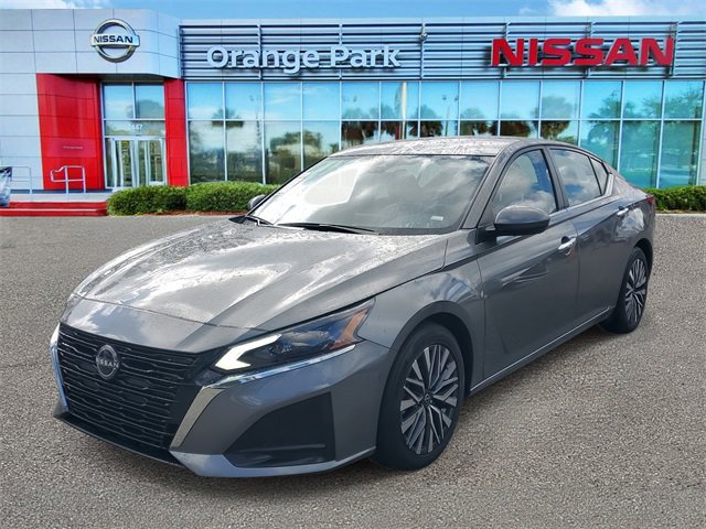 Used 2023 Nissan Altima 2.5 SV image 4