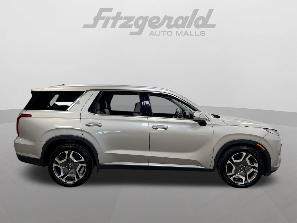 Used 2024 Hyundai Palisade SEL w/ Premium Package FWD image 13