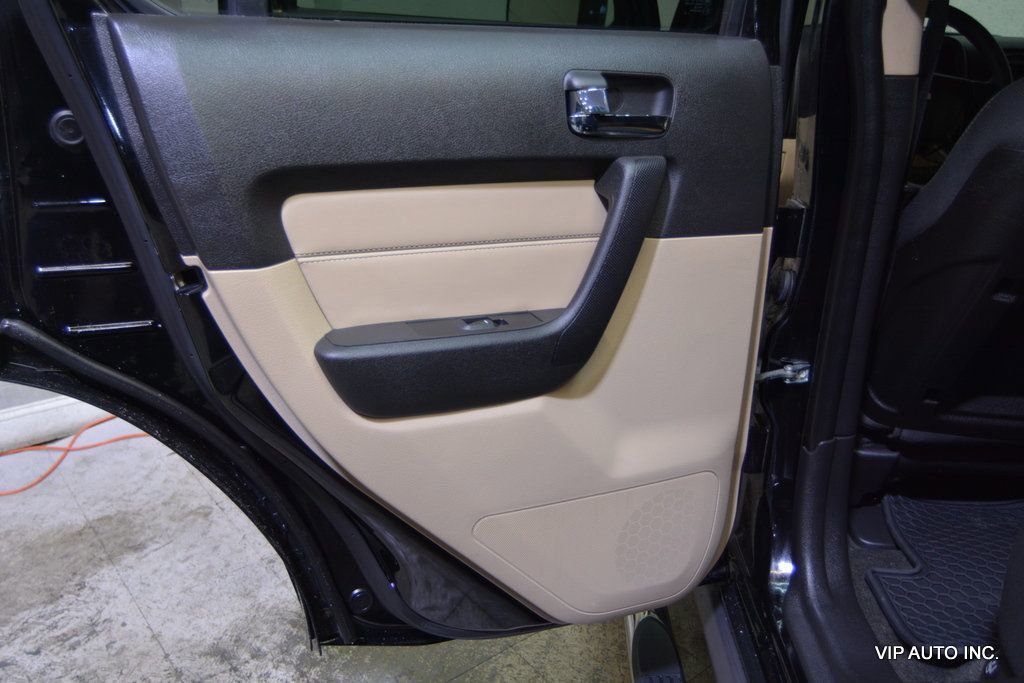 Used 2006 HUMMER H3 image 9