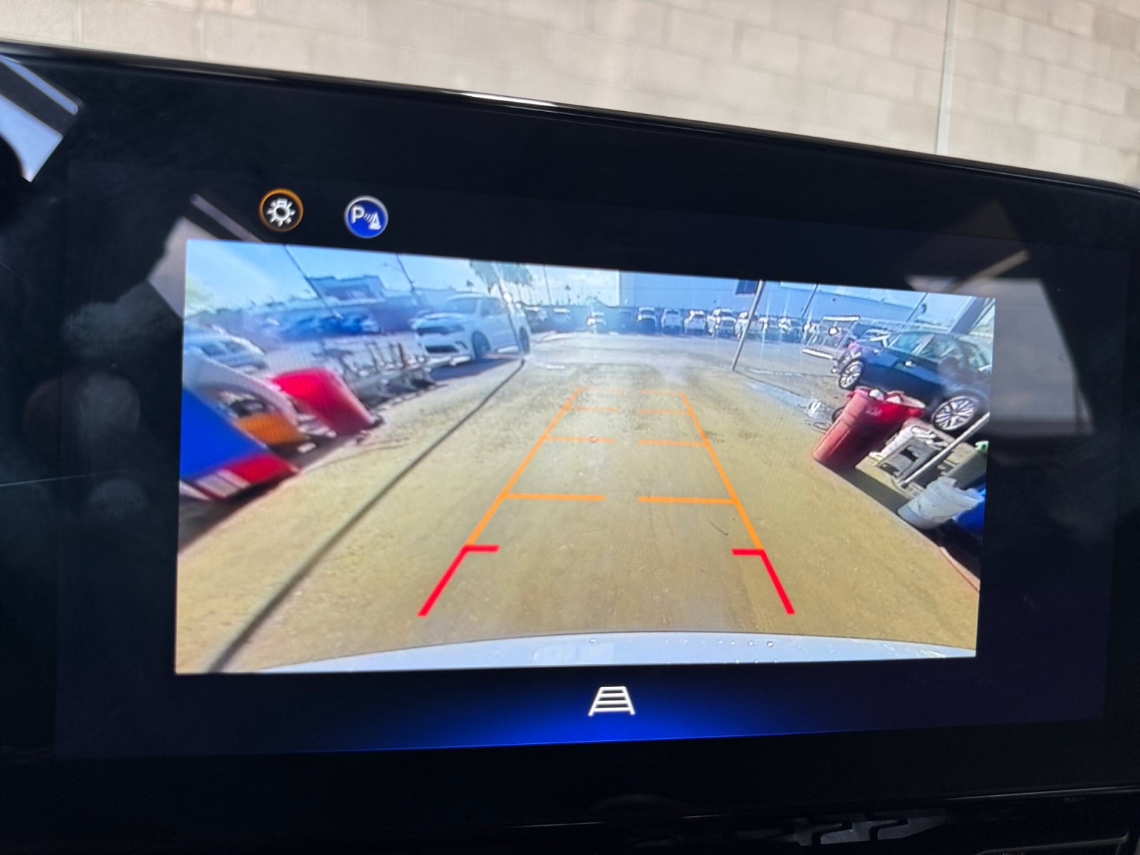Used 2025 Chevrolet Equinox LT FWD image 20