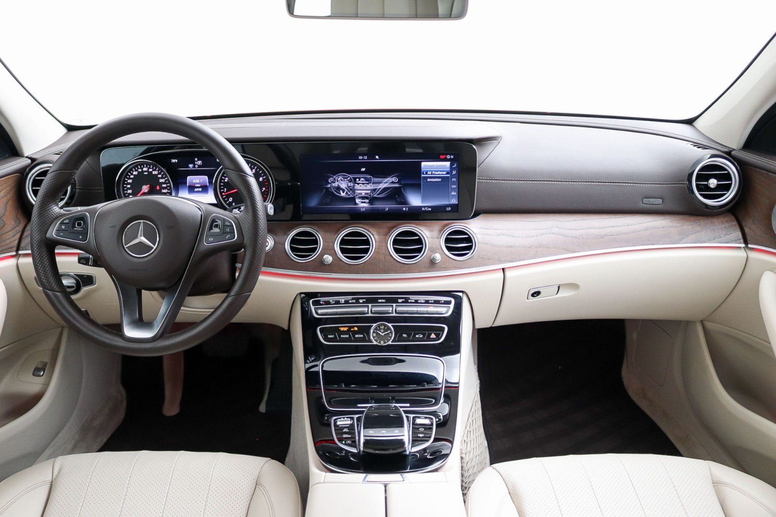 Used 2017 Mercedes-Benz E 300 image 16