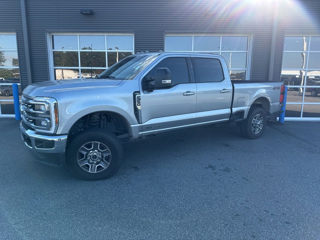 Used 2024 Ford F350 Lariat
