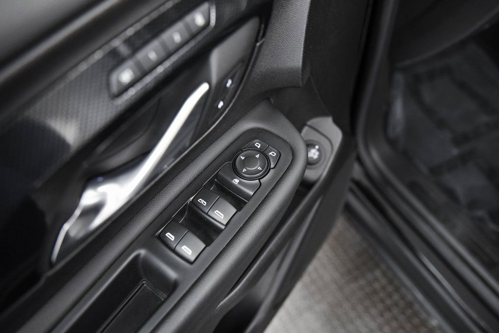 Used 2024 GMC Terrain AT4 image 10