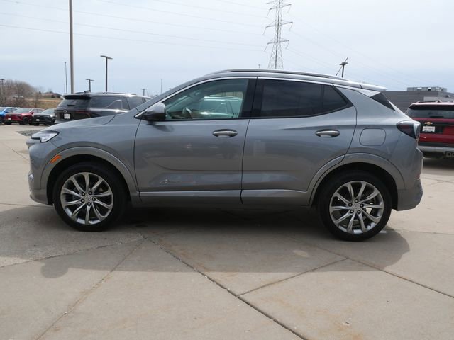 Used 2024 Buick Encore GX Avenir w/ Avenir Technology Package AWD/4WD image 4