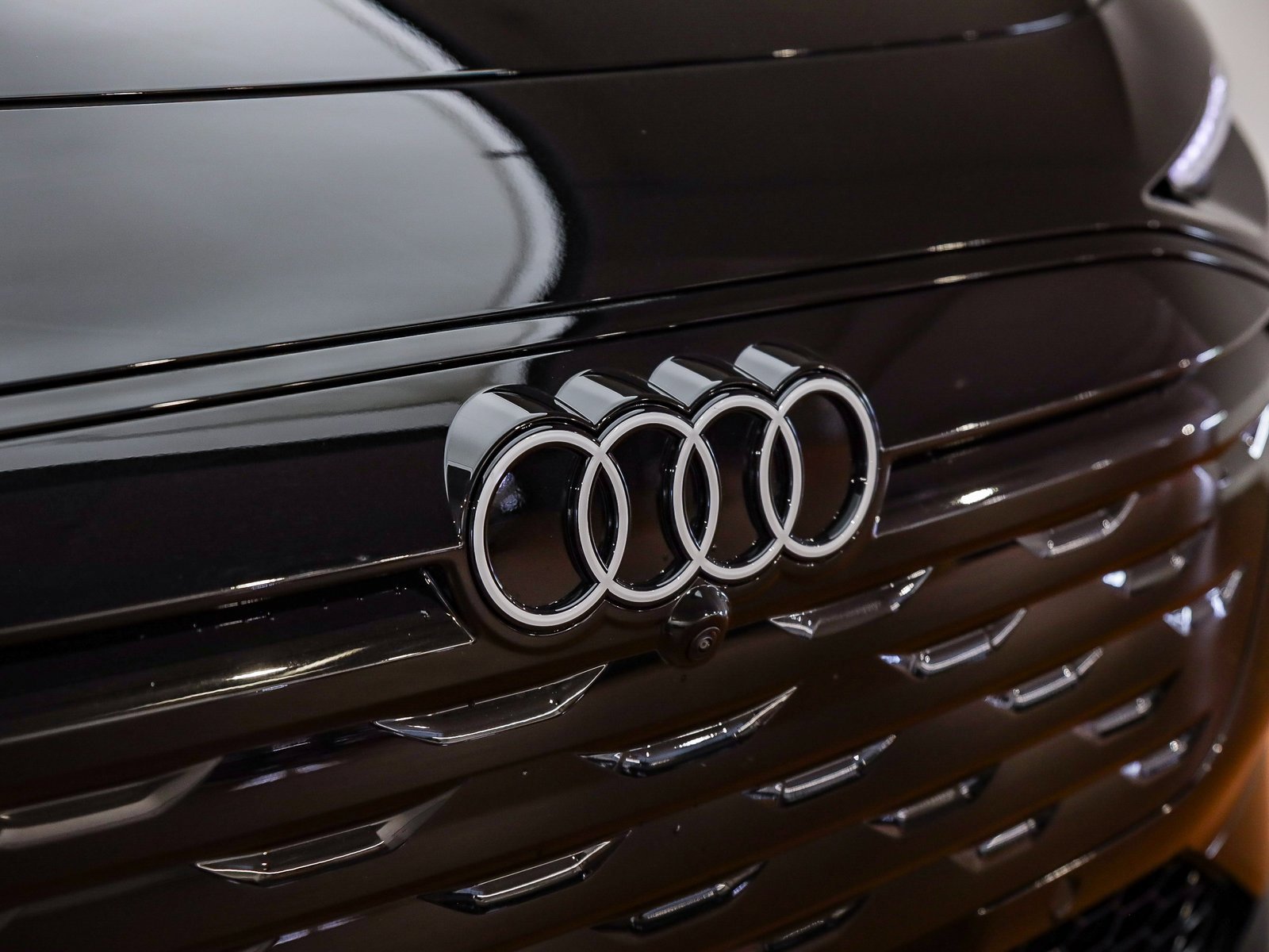 New 2025 Audi A6 e-tron Premium Plus image 7