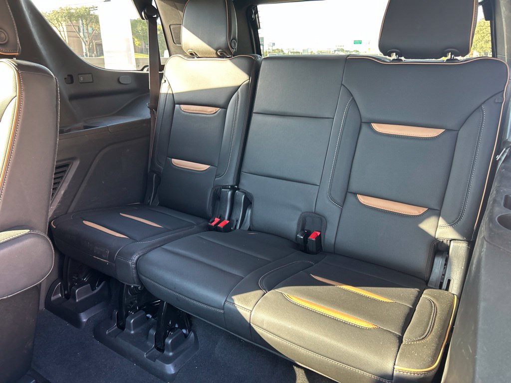 Used 2021 GMC Yukon AT4 w/ Rear Media and Nav Package AWD/4WD image 19