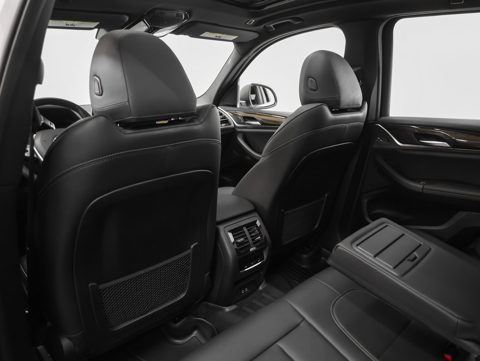 Used 2024 BMW X3 sDrive30i w/ Convenience Package image 38