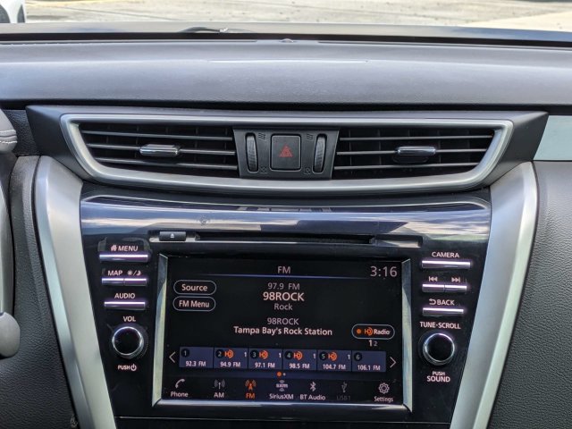 Used 2020 Nissan Murano SL w/ Moonroof Package AWD/4WD image 19