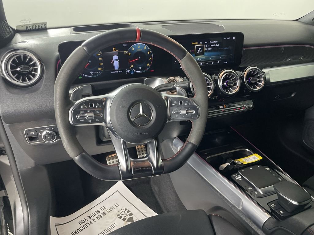 Used 2022 Mercedes-Benz GLB 35 AMG 4MATIC image 11