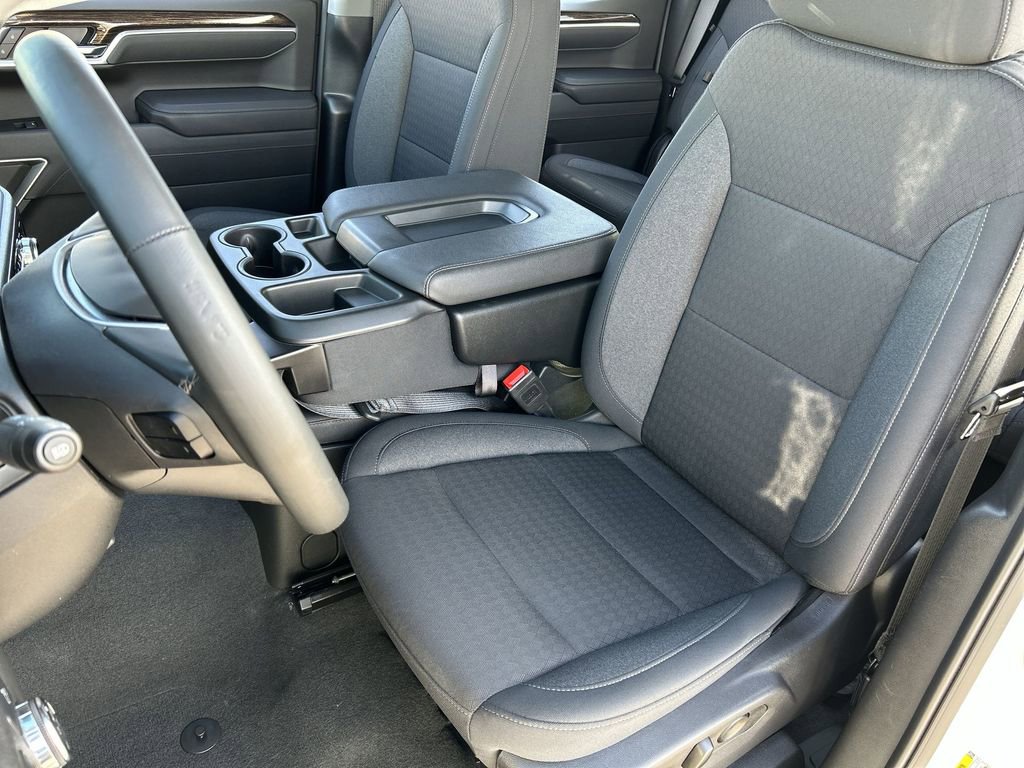 Used 2025 GMC Sierra 1500 Elevation image 19