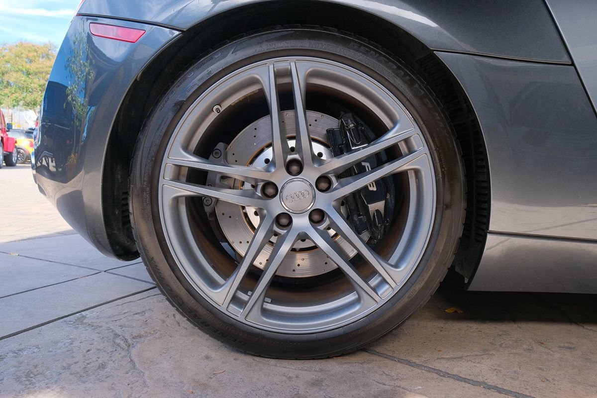 Used 2012 Audi R8 V8 AWD/4WD image 42