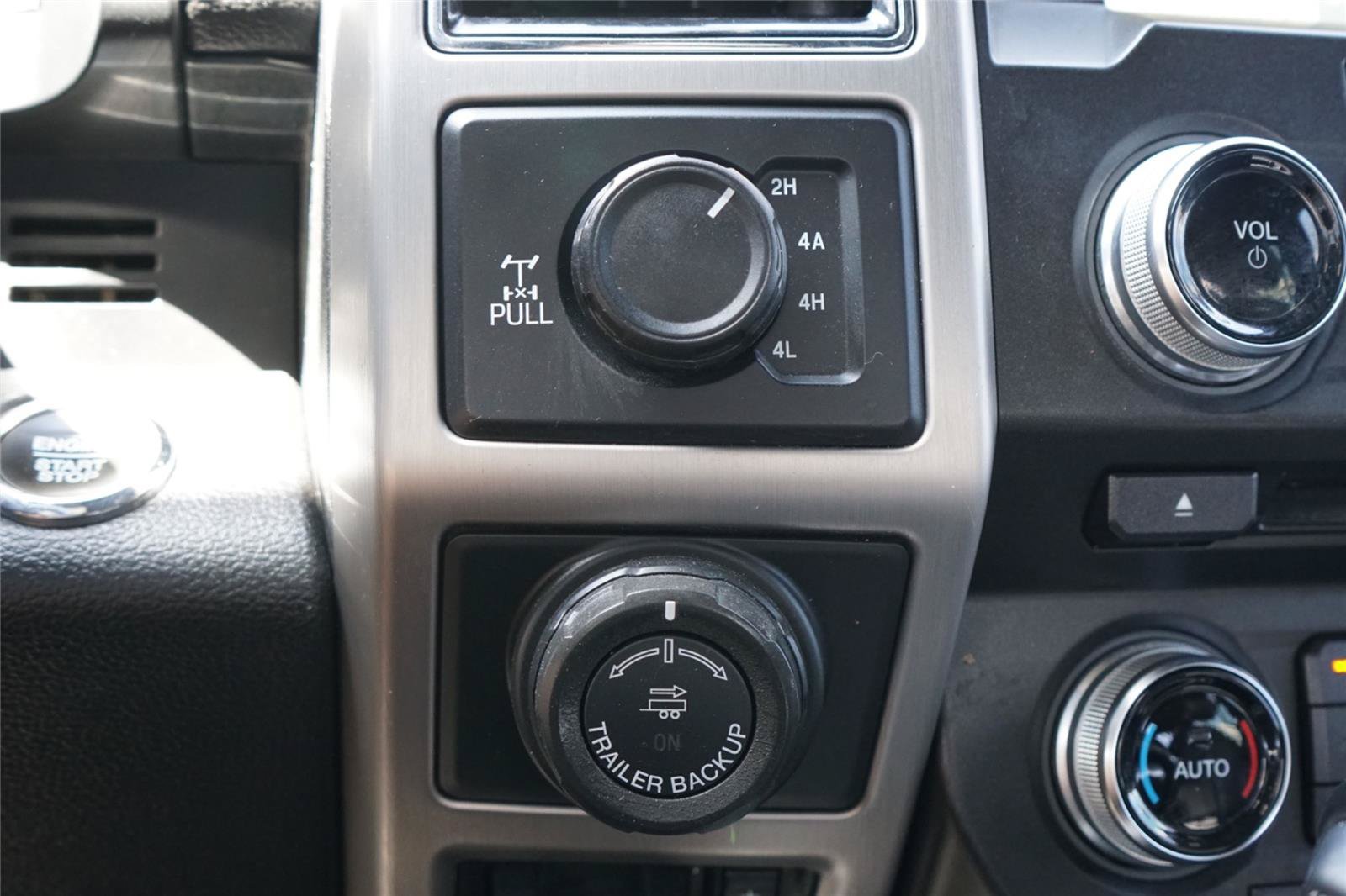 Used 2018 Ford F150 Platinum w/ Equipment Group 701A Luxury AWD/4WD image 14