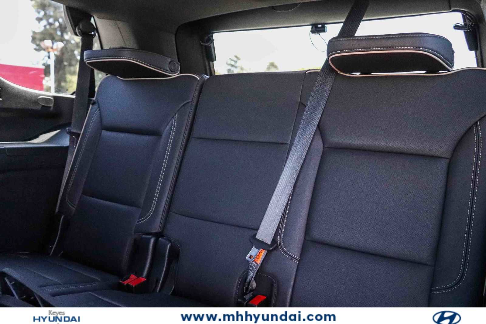 Used 2022 Chevrolet Tahoe Premier image 19