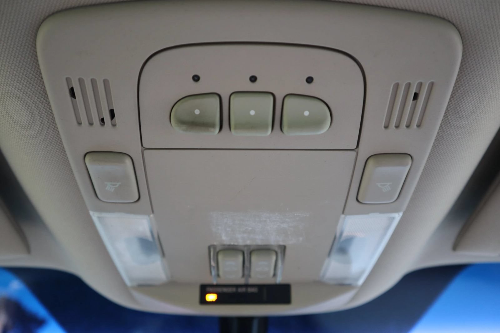 Used 2011 Cadillac DTS Luxury FWD image 27