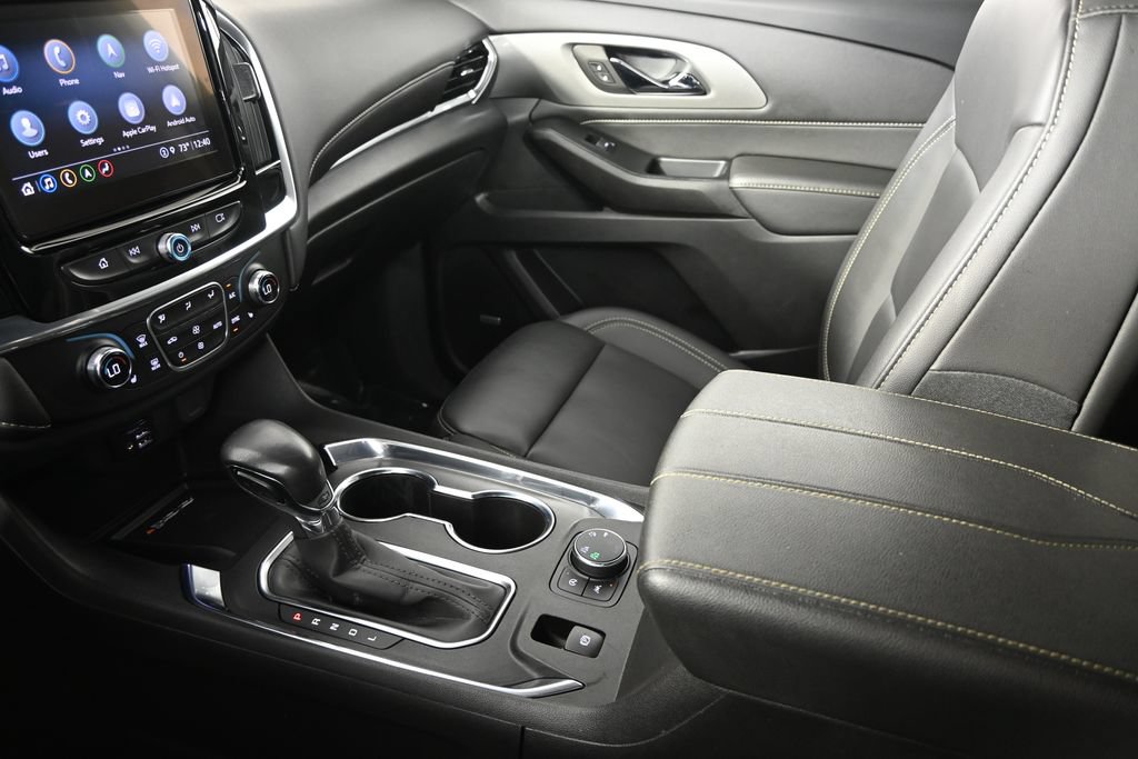 Used 2023 Chevrolet Traverse LT w/ LT Premium Package AWD/4WD image 34