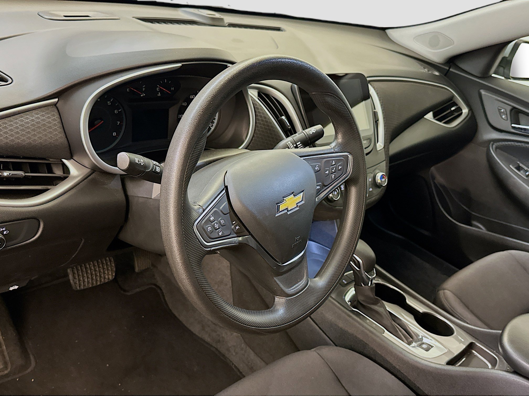 Used 2024 Chevrolet Malibu LS image 18