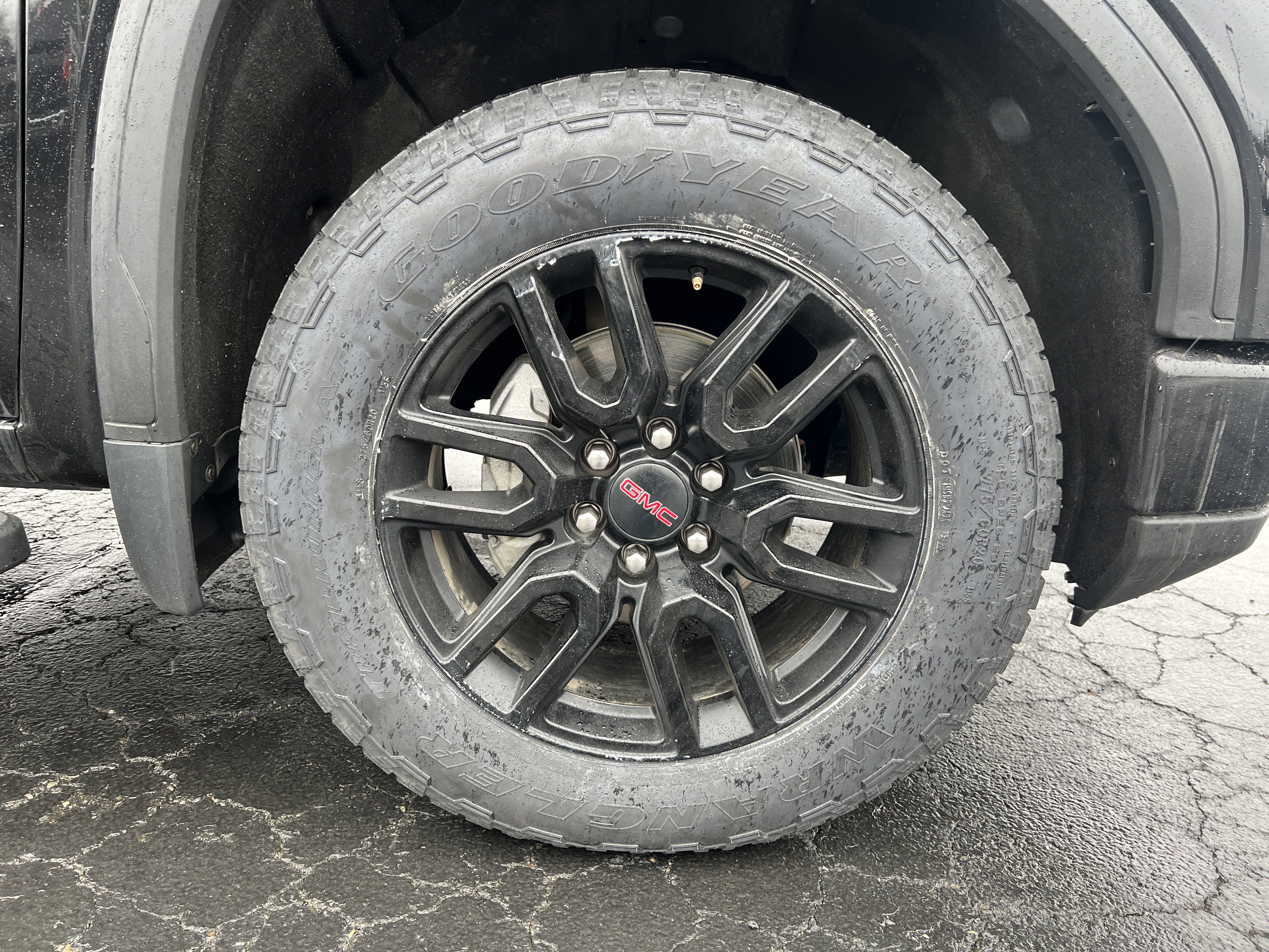 Used 2024 GMC Sierra 1500 Elevation w/ Elevation Premium Package image 11