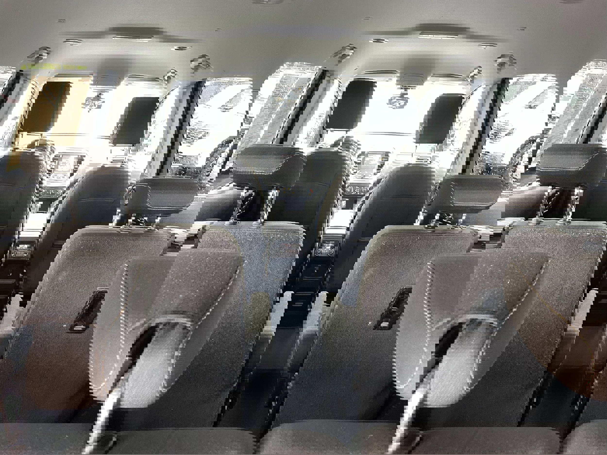 Used 2019 GMC Acadia SLE image 13