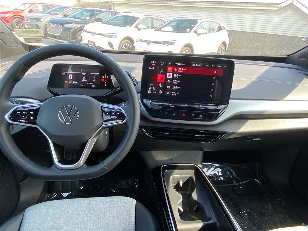 Certified 2024 Volkswagen ID.4 2WD image 10