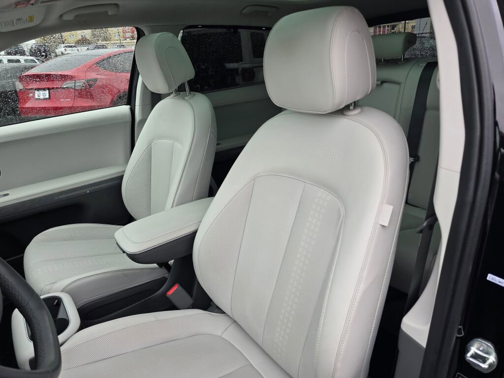 Used 2023 Hyundai Ioniq 5 Limited image 21