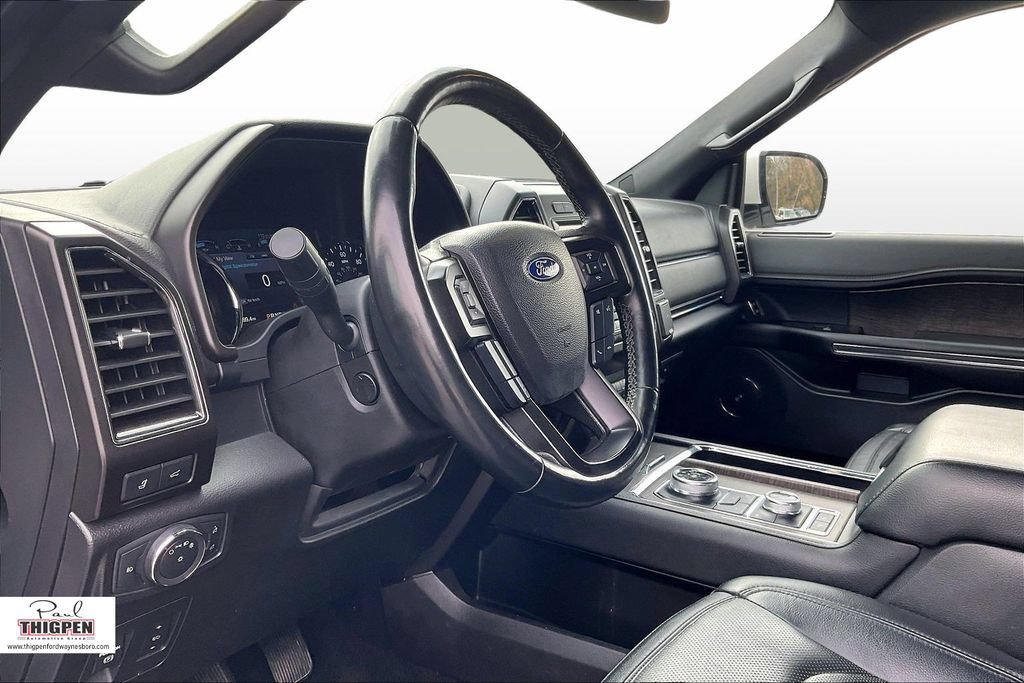 Used 2019 Ford Expedition Limited w/ Equipment Group 302A AWD/4WD image 13