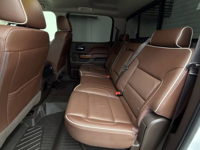 Used 2018 Chevrolet Silverado 2500 High Country w/ Duramax Plus Package image 32