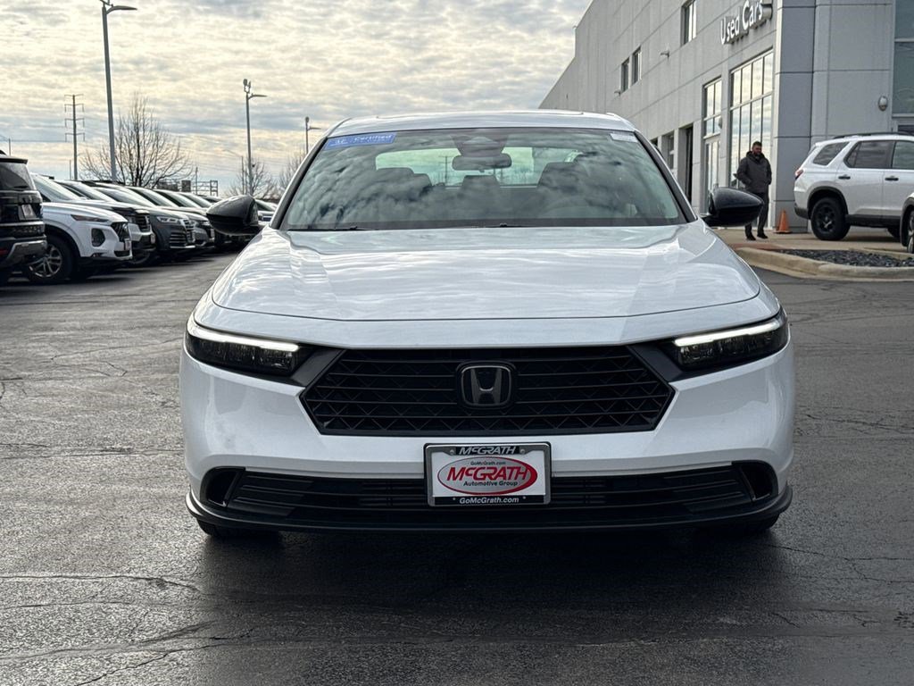 Certified 2025 Honda Accord SE image 5