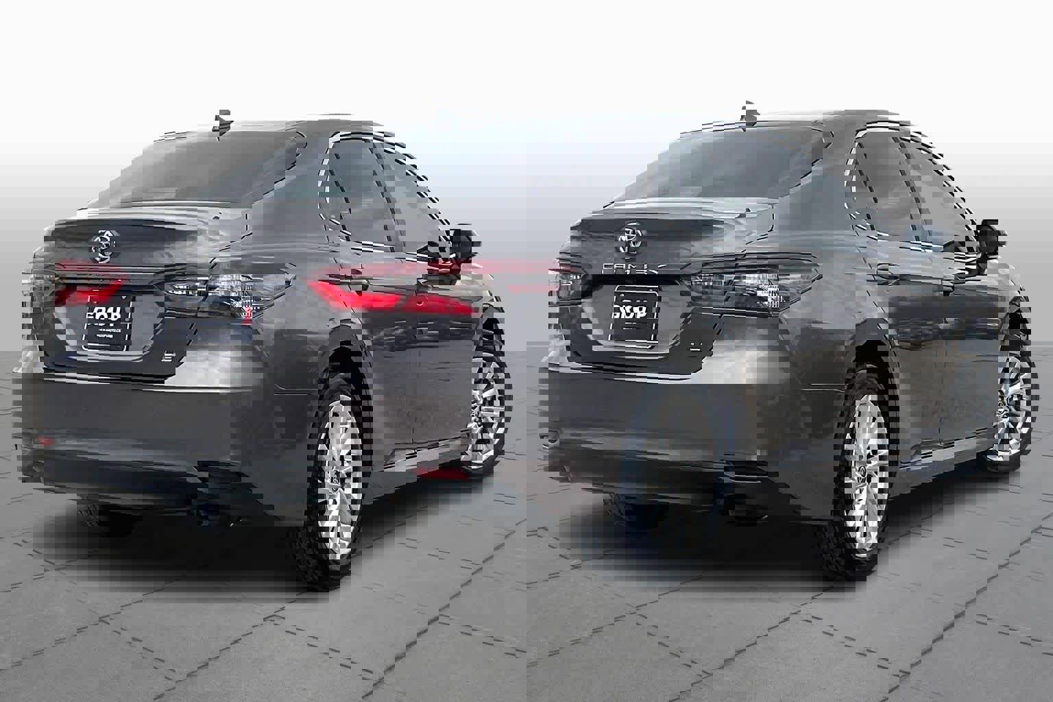 Used 2023 Toyota Camry LE w/ Convenience Package image 13