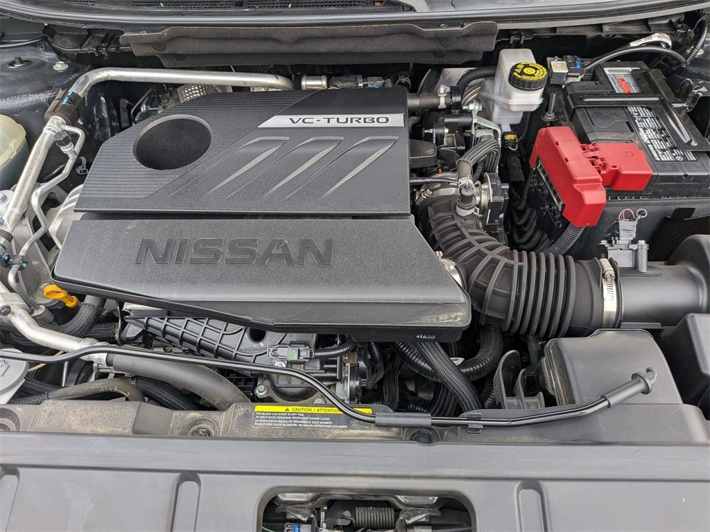 Used 2024 Nissan Rogue SV image 36