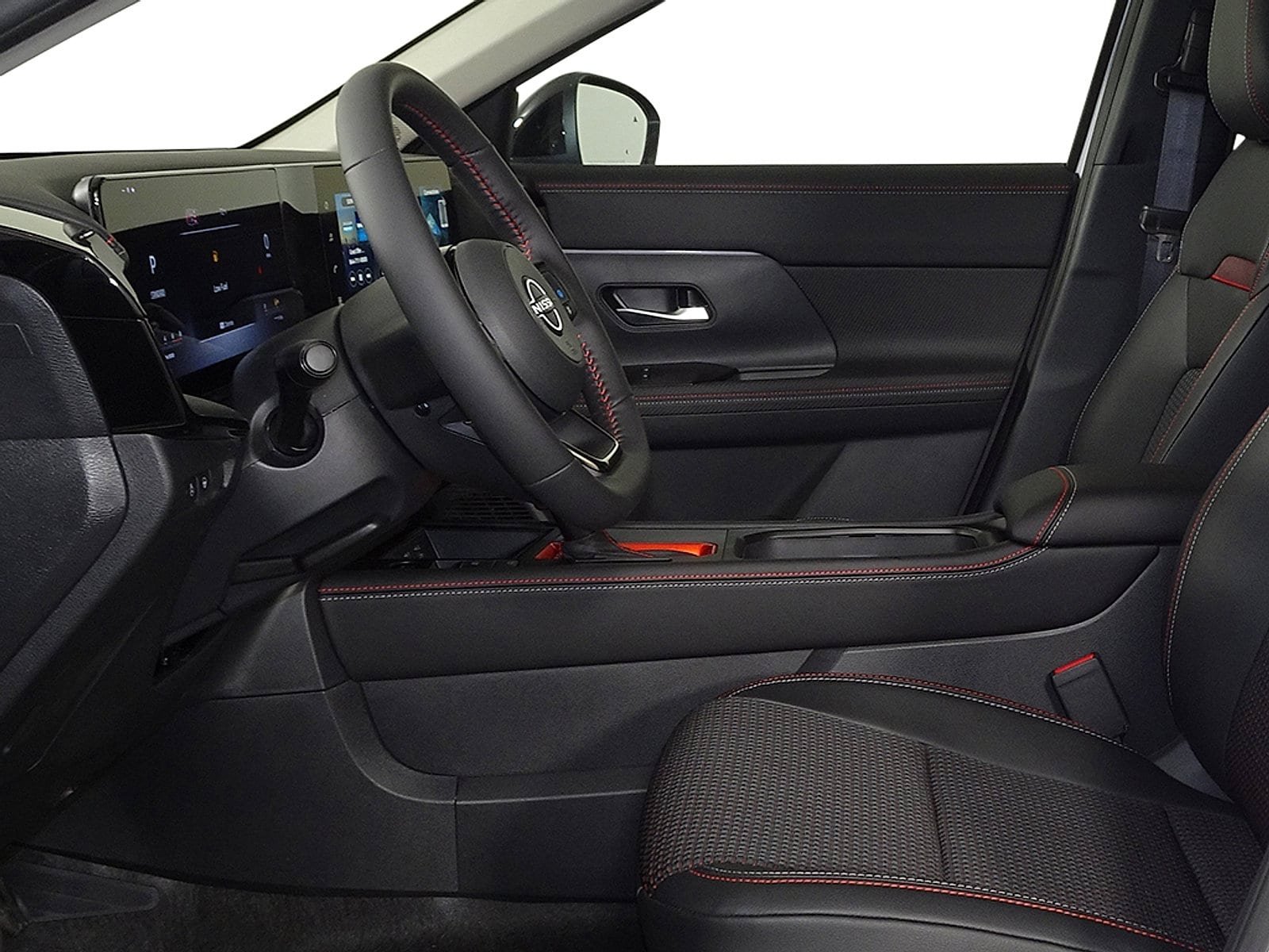 New 2026 Nissan Kicks SR w/ SR Premium Package AWD/4WD image 10