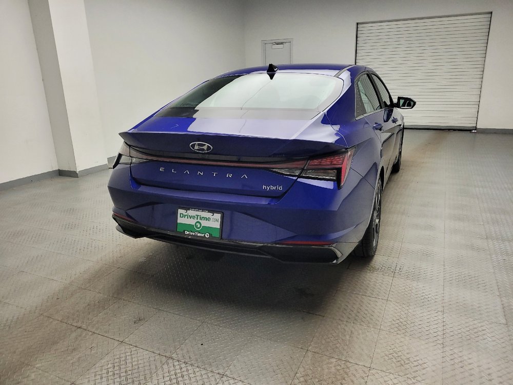 Used 2022 Hyundai Elantra Limited w/ Cargo Package image 7