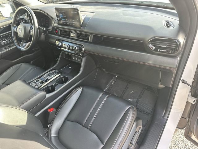 Used 2024 Honda Pilot TrailSport image 28