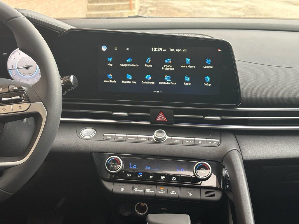 New 2026 Hyundai Elantra Limited FWD image 31