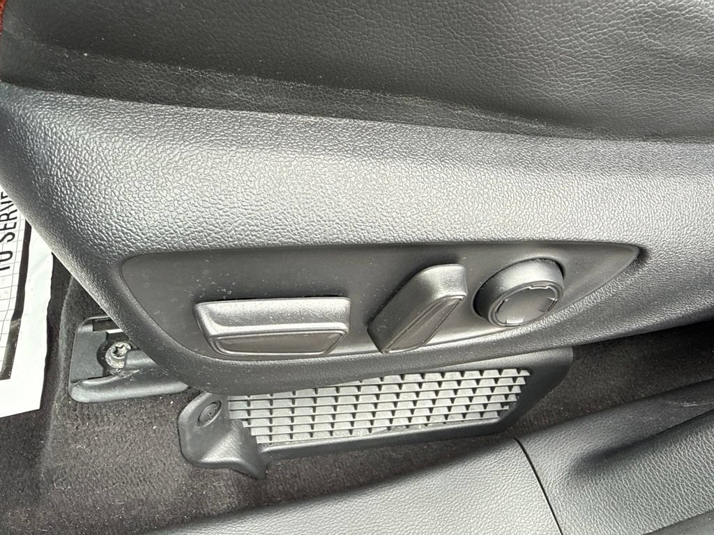 Used 2022 Toyota Sienna XSE w/ XSE Plus Package FWD image 26
