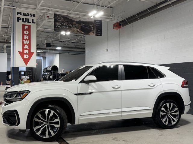 Used 2020 Volkswagen Atlas Cross Sport SEL R-Line FWD image 29