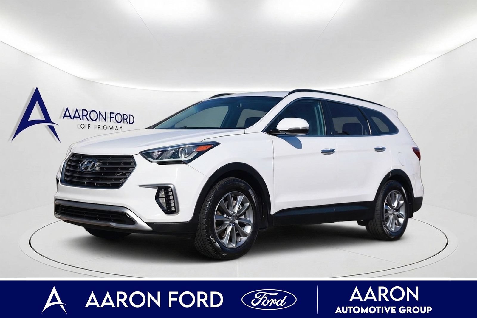 Used 2019 Hyundai Santa Fe XL SE w/ SE Premium Package 02