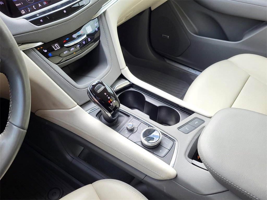 Used 2021 Cadillac XT5 Premium Luxury image 30