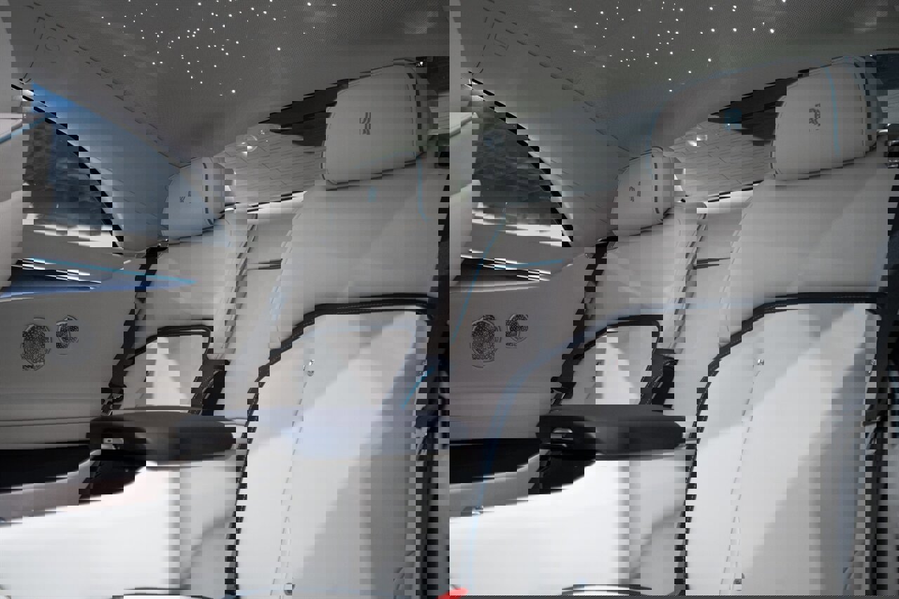 Used 2024 Rolls-Royce Spectre w/ Spectre Launch Package image 32