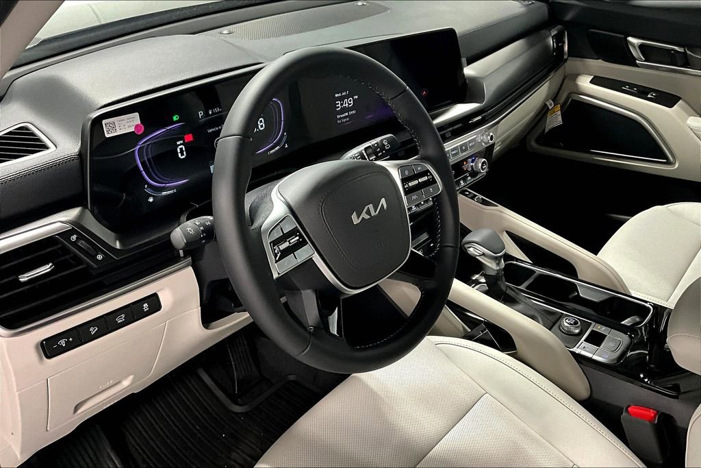 New 2025 Kia Telluride S image 17