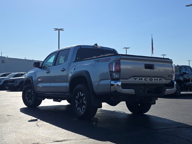 Used 2022 Toyota Tacoma TRD Off-Road AWD/4WD image 12