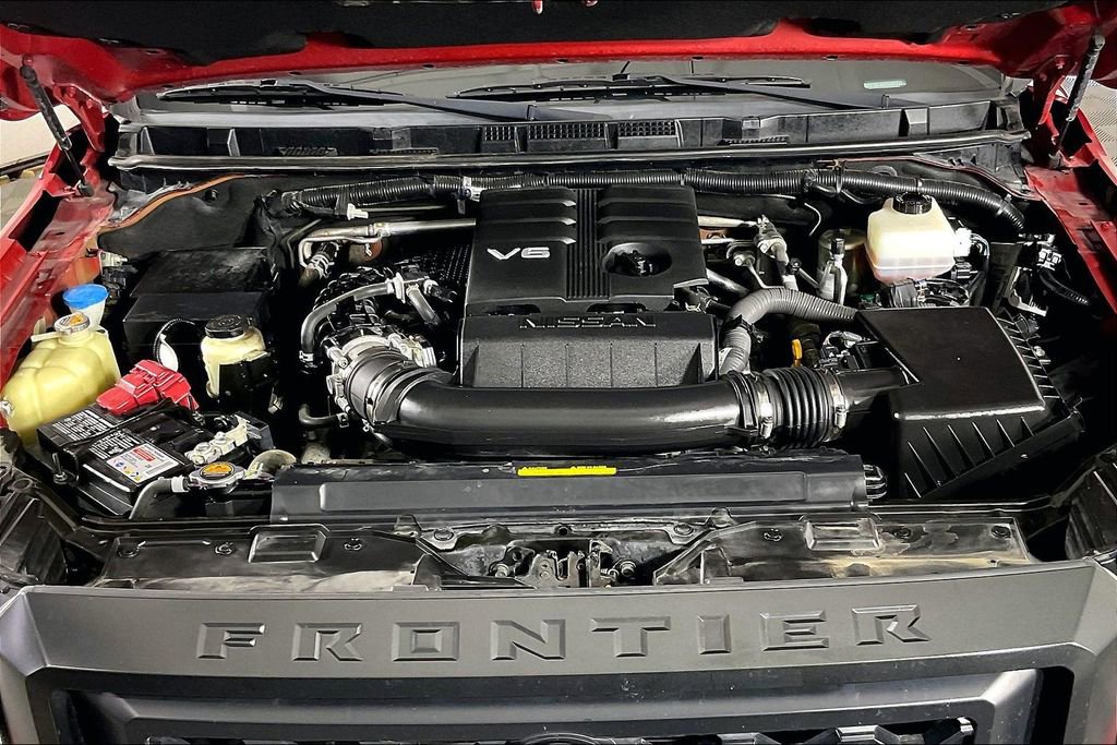 Used 2022 Nissan Frontier PRO-4X w/ Technology Package image 13