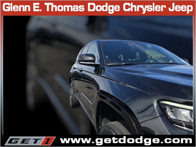 Certified 2023 Jeep Grand Cherokee Overland AWD/4WD image 6