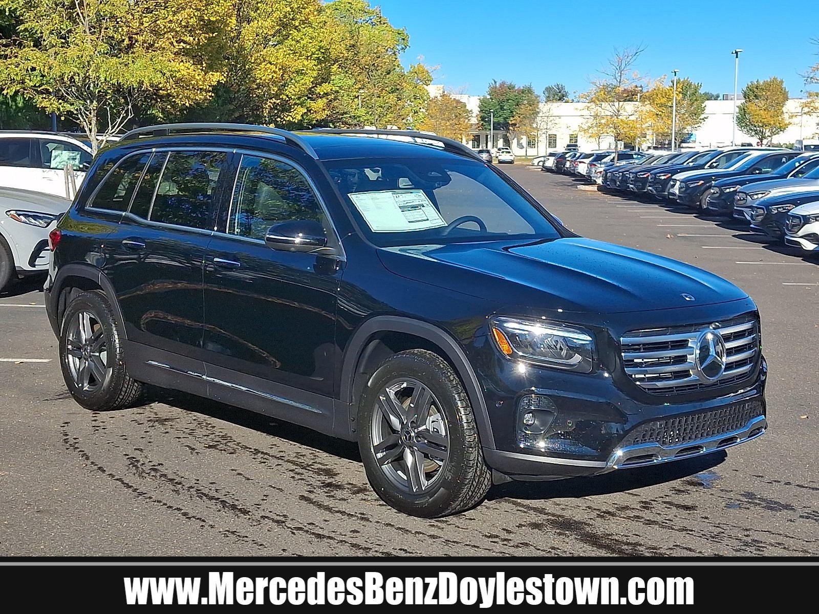 New 2026 Mercedes-Benz GLB 250 4MATIC image 1