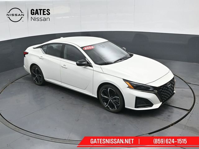 Used 2024 Nissan Altima 2.5 SR image 41