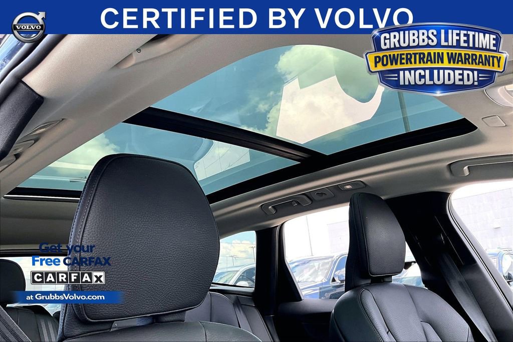 Used 2025 Volvo XC60 B5 Plus AWD/4WD image 20