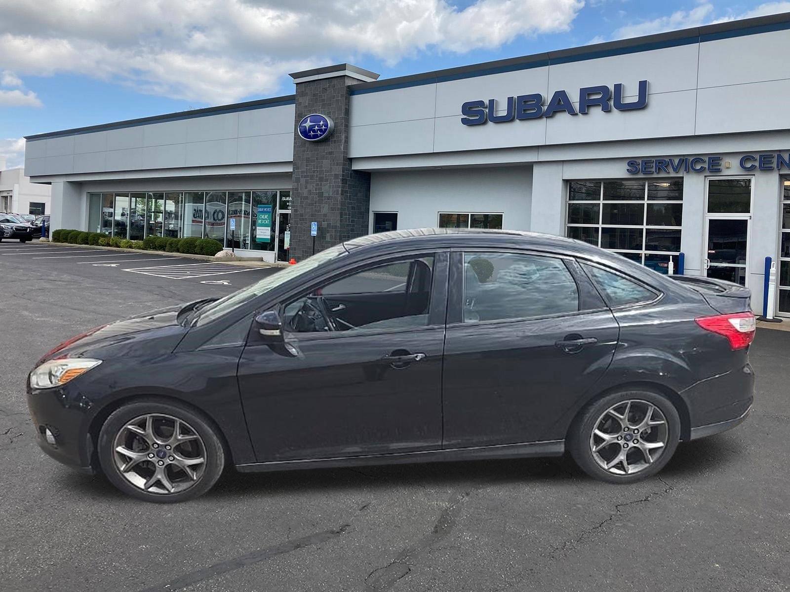 Used 2014 Ford Focus SE w/ Equipment Group 201A image 6