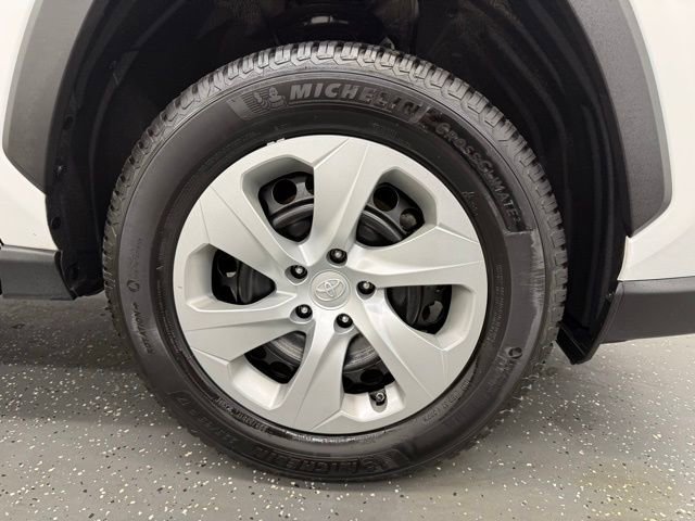 Used 2020 Toyota RAV4 LE w/ All Weather Liner Package image 22