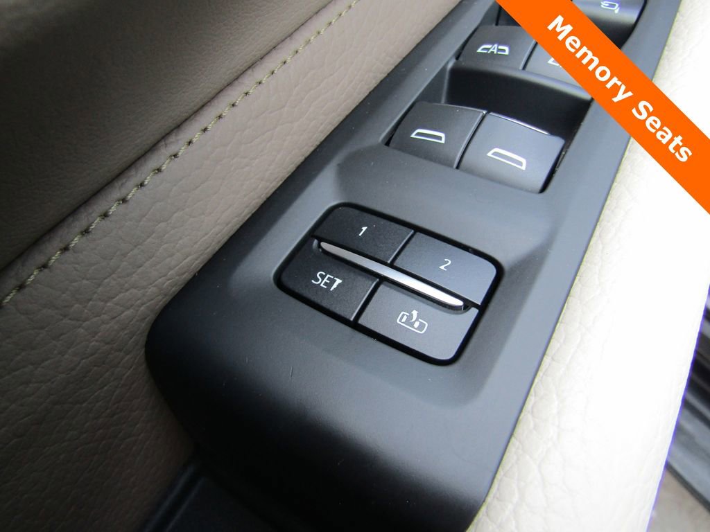 Used 2021 GMC Yukon Denali image 6