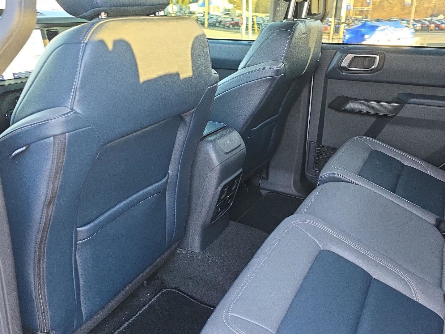 Used 2024 Ford Bronco Outer Banks image 25