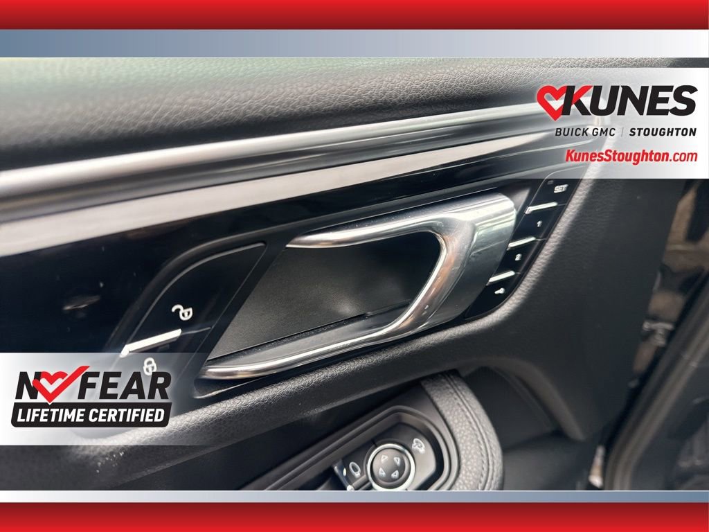 Used 2017 Porsche Macan S w/ Premium Package Plus image 23